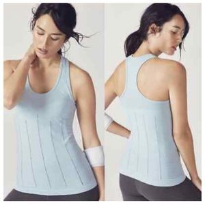 Fabletics delta seamless tank light blue L/XL